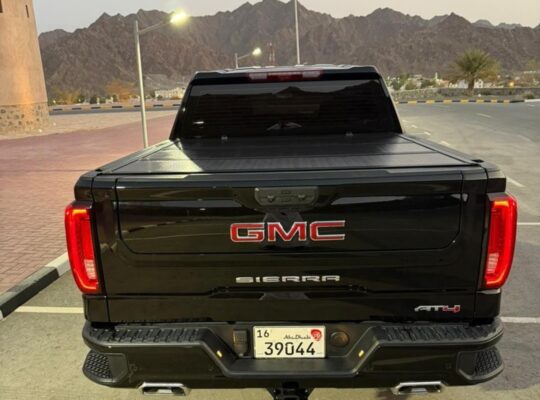 Gmc sierra AT4 2024 Gcc for sale