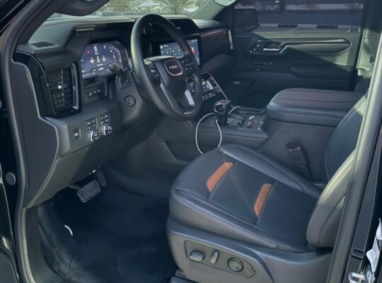Gmc sierra AT4 2024 Gcc for sale