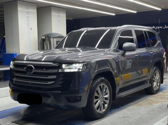 Toyota Land cruiser GXR Twin turbo 2022 Gcc