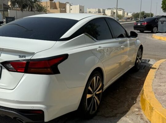Nissan Altima SR 2021 Gcc for sale