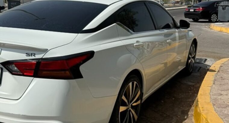 Nissan Altima SR 2021 Gcc for sale