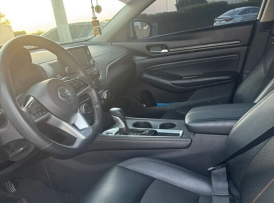 Nissan Altima SR 2021 Gcc for sale