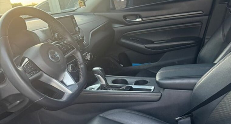 Nissan Altima SR 2021 Gcc for sale