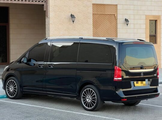 Mercedes Van V250 full option 2019 Gcc