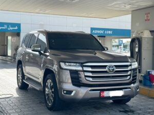 Toyota Land cruiser VXR 2023 Gcc full option