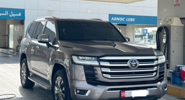 Toyota Land cruiser VXR 2023 Gcc full option