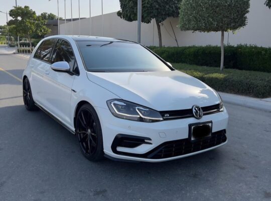 Volkswagen Golf R 2019 Gcc full option