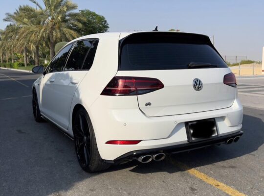 Volkswagen Golf R 2019 Gcc full option