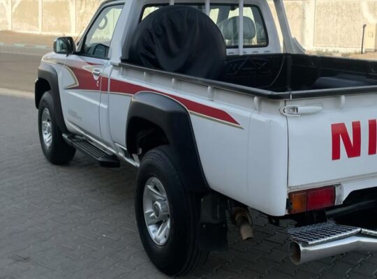 Nissan patrol pick up 2014 for sale