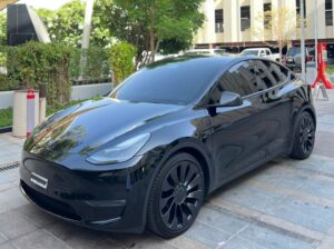 Tesla model Y performance 2023 Gcc