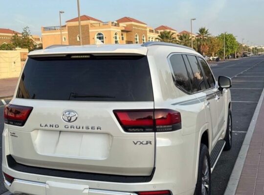 Toyota Land cruiser VXR 2023 Gcc