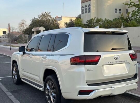 Toyota Land cruiser VXR 2023 Gcc