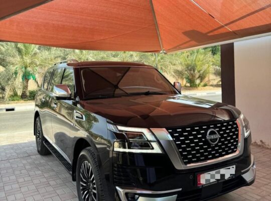 Nissan patrol platinum 2022 Full option Gcc