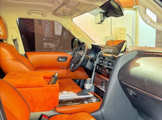 Nissan patrol platinum 2022 Full option Gcc