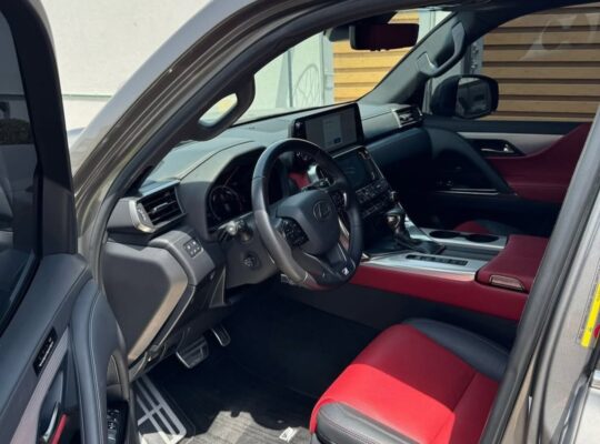 Lexus LX600 F sport 2022 Gcc