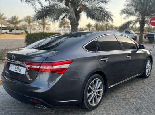 Toyota Avalon XLE 2014 USA imported