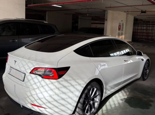 Tesla model 3 standard 2022 Gcc