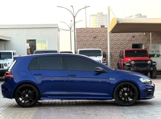 Volkswagen Golf R 2017 Gcc