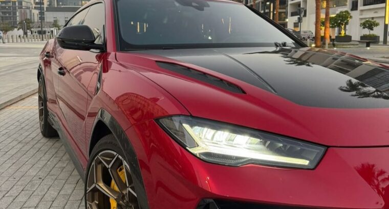 Lamborghini Urus performance fully loaded 2023