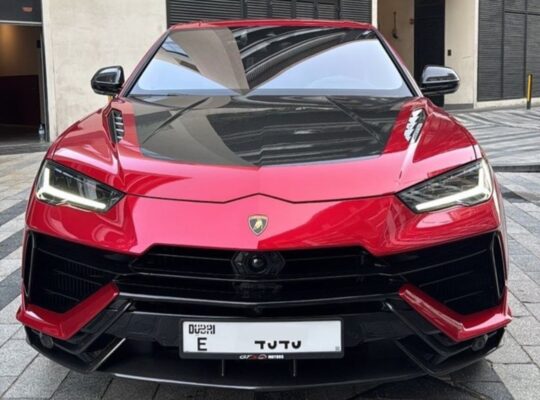 Lamborghini Urus performance fully loaded 2023