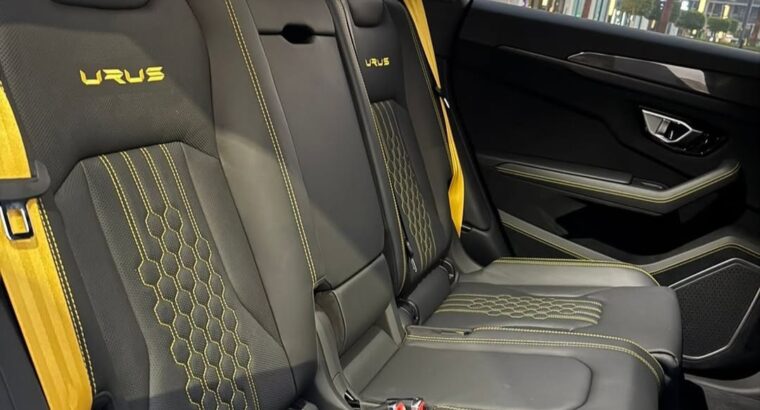 Lamborghini Urus performance fully loaded 2023