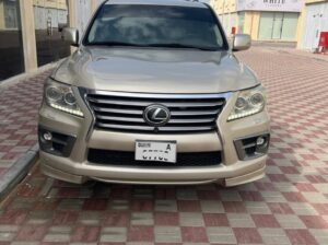 Lexus LX570 full option 2013 Gcc