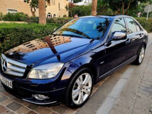 Mercedes C200 in good condition 2008 Gcc