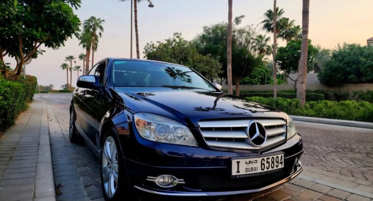 Mercedes C200 in good condition 2008 Gcc