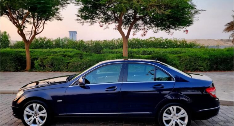 Mercedes C200 in good condition 2008 Gcc