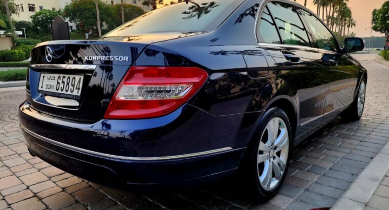 Mercedes C200 in good condition 2008 Gcc
