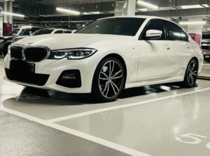 Bmw 330i M sport Gcc 2020 for sale