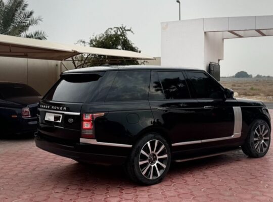Range Rover vouge SE 2014 Gcc