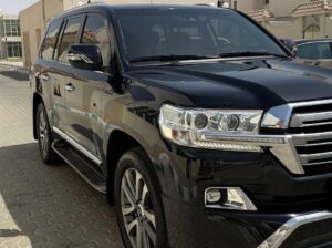 Toyota Land cruiser VXR 5.7L full option 2018