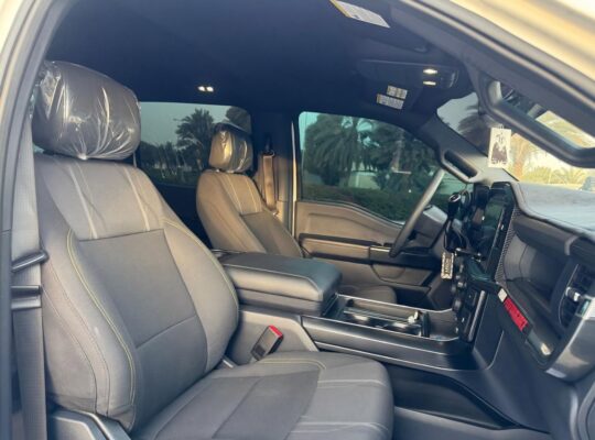 Ford F150 STX 5.0L 2024 USA imported