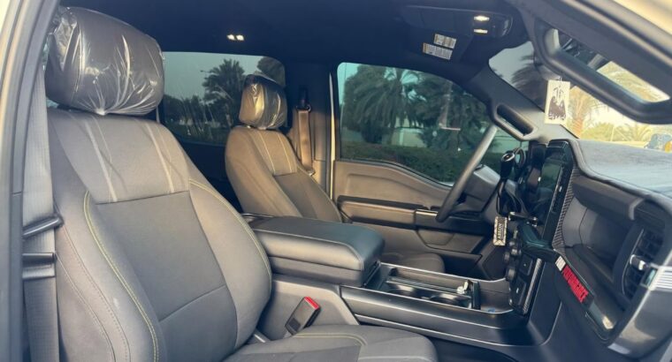 Ford F150 STX 5.0L 2024 USA imported