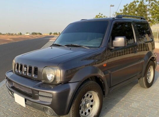 Suzuki jimny 2011 Gcc in good condition