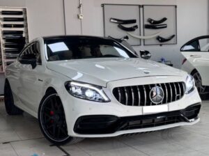 Mercedes C200 coupe 2017 full option