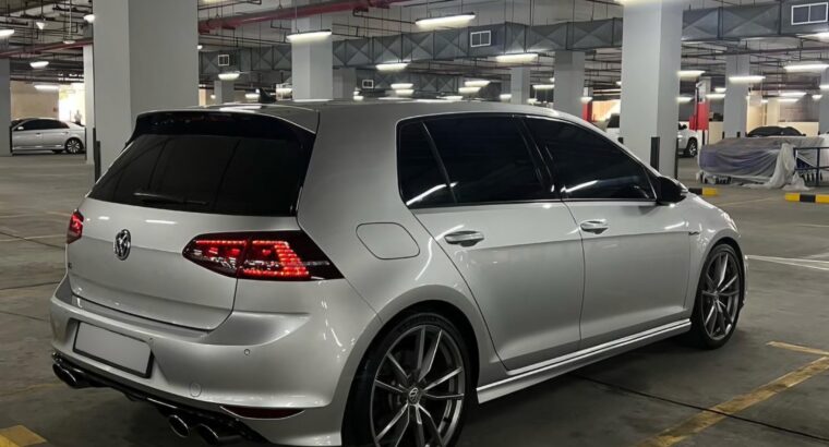 Volkswagen Golf R 2016 Gcc for sale
