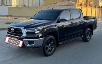 Toyota Hilux GLX 2024 full option