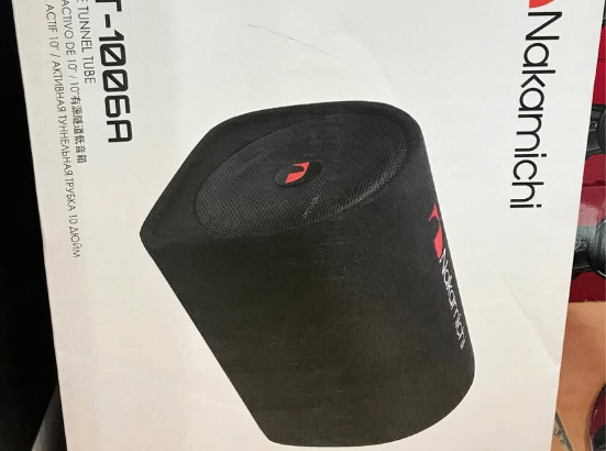 Subwofer bul in amplifiers available