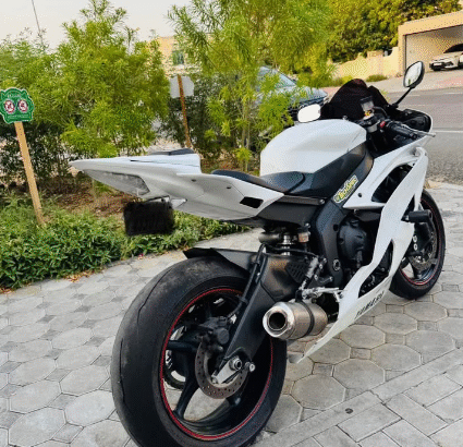 YAMAHA R6 2016 In excellent condition for sale
