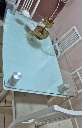 6seater glass dining table for sale