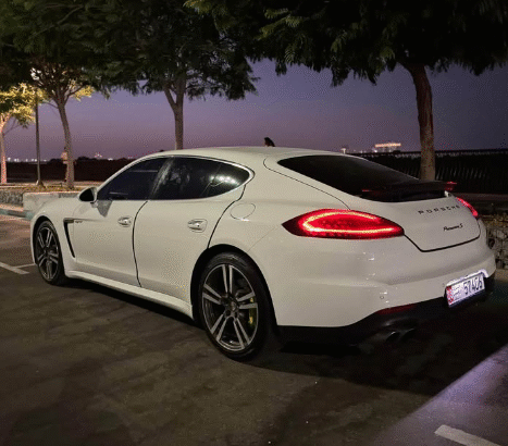 Porsche Panamera S E-Hybrid 2014 GCC in Excellent