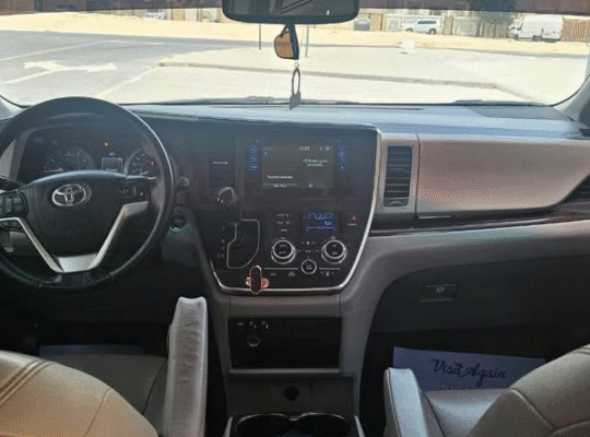 Toyota Sienna XLE 2015 For Sale