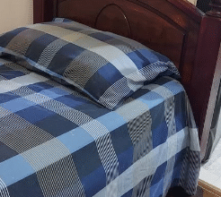Singel Wood bed with spring mattress for sale