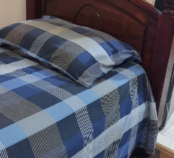 Singel Wood bed with spring mattress for sale