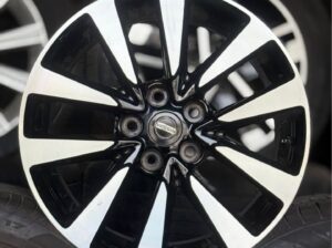 Nissan Altima 17 inch original rims for sale