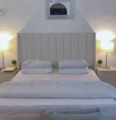 Bed set for 2 side tables for sale