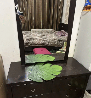 Brown Bedroom Set for Sale