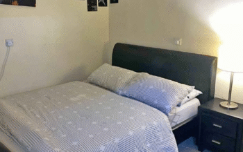 Bedroom set 3 pieces for sale